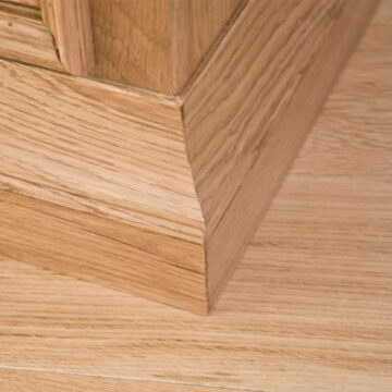 Parisian Oak 5 Drawer Wellington Chest | Assembled