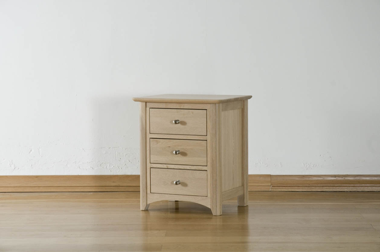 Corbridge Light Oak Bedside Cabinet Fully Assembled Oak World