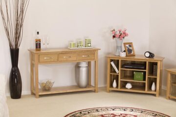 Devon Oak 3 Drawer Console Table | Assembled