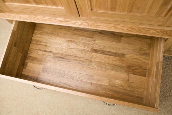 Devon Oak Triple Wardrobe With 3 Doors & 2 Drawers