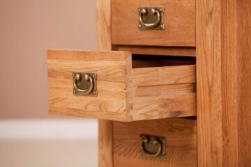 Nottingham Rustic Oak 3 Drawer Bedside Cabinet | Assembled