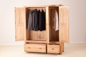 Nottingham Rustic Oak Triple Wardrobe with Drawers