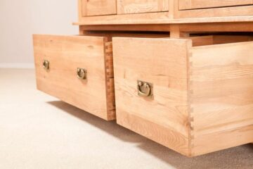 Nottingham Rustic Oak Triple Wardrobe with Drawers