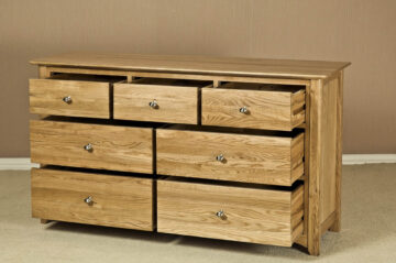 Wellington Oak 3 Over 4 Chest of Drawers | Assembled