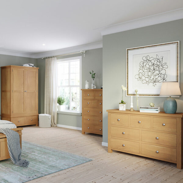 Wynyard Oak 3 Over 4 Chest | Fully Assembled
