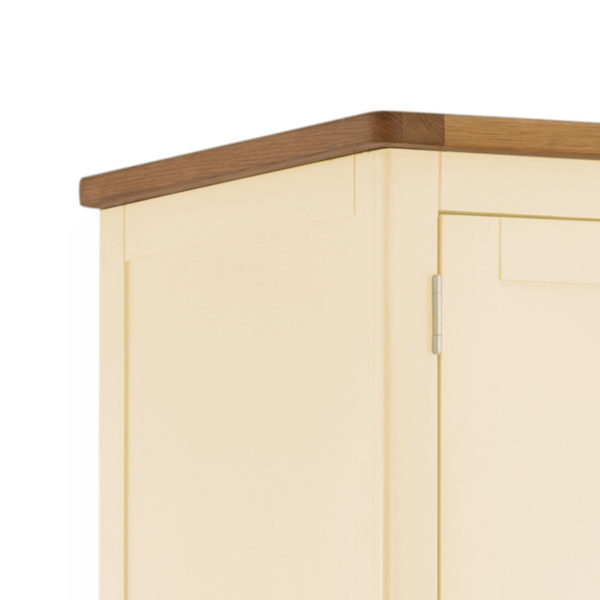 Tynedale Cream Painted Triple Wardrobe With Mirror