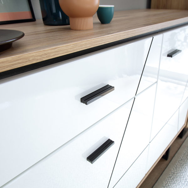 Kodiak Wall Shelf 167 cm | Black | Self Assembly