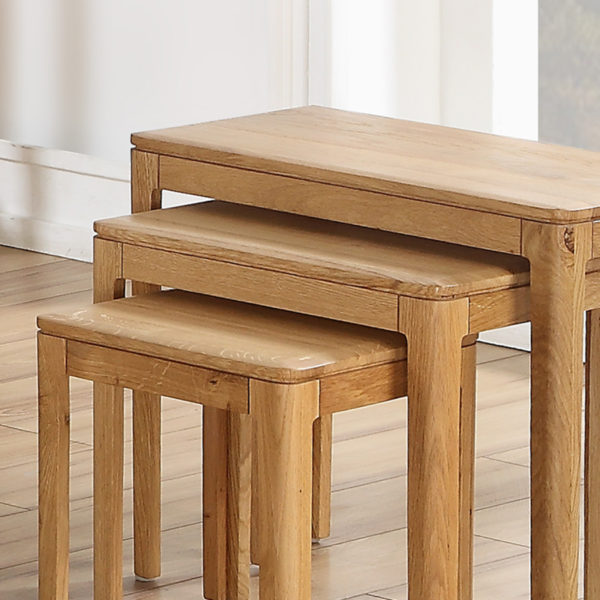 Dunmore Oak  Nest of Tables