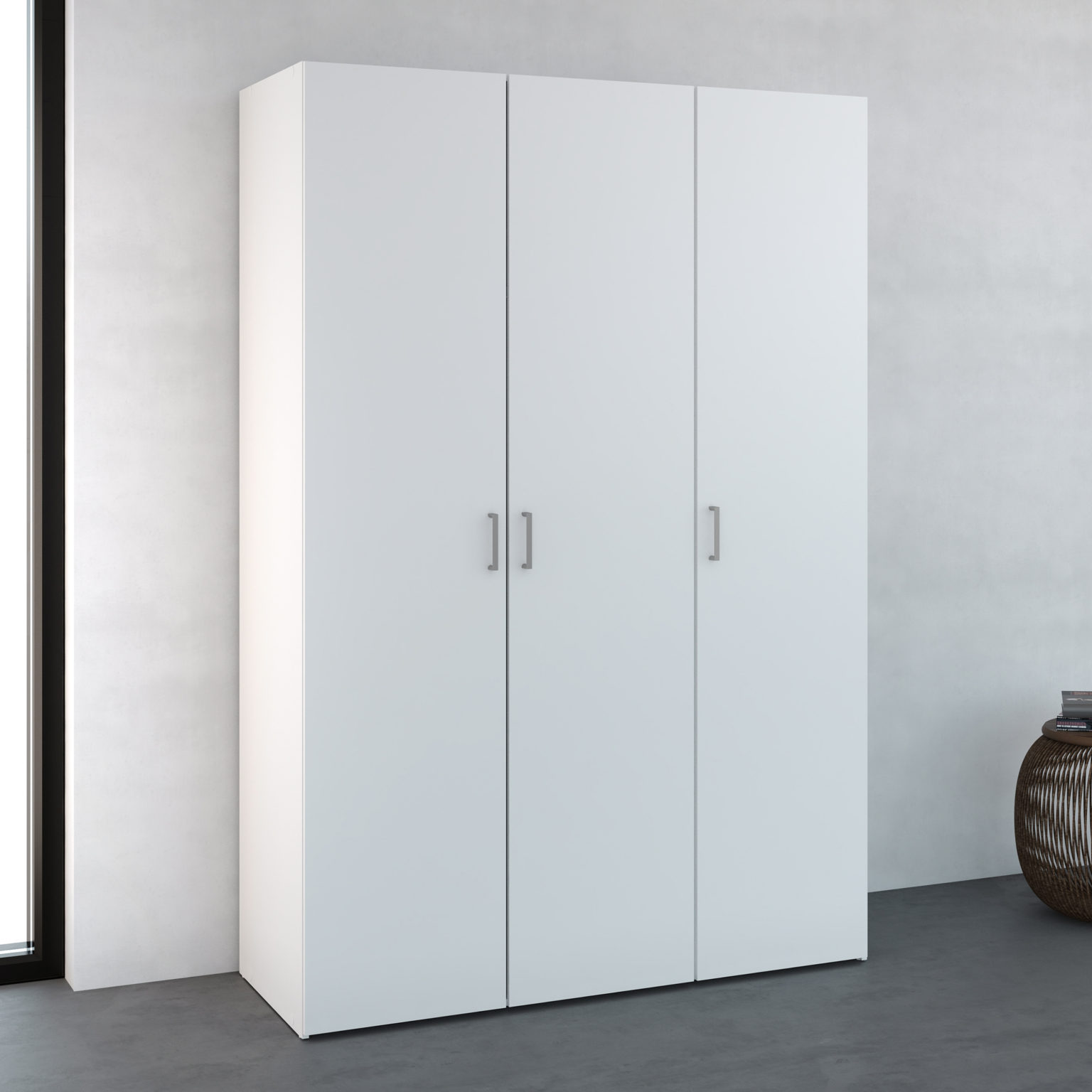Edinburgh Wardrobe with 3 Doors in White Oak World