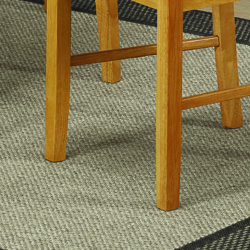 Marwood Light Oak Round Dropleaf Extending Dining Set with 4 Chairs | 61 – 91cm