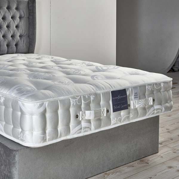 Fenton & Farleigh 4ft6 Double Mattress Natural Supreme 1000