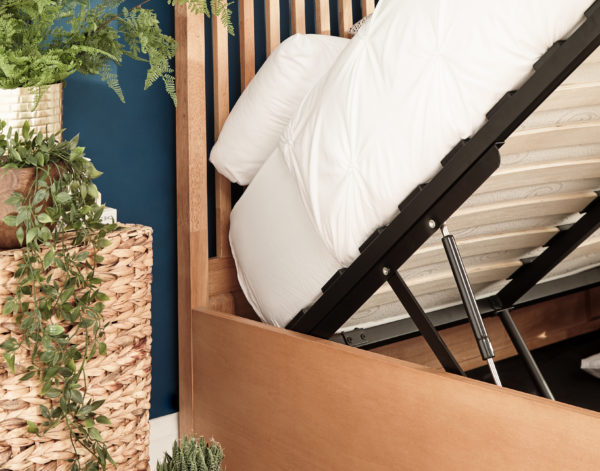 Reus Wooden Ottoman Double Bed Oak