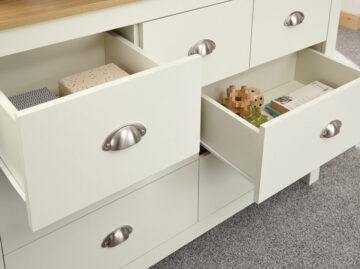 Fife Cream Merchants Chest | Cream | Clearance