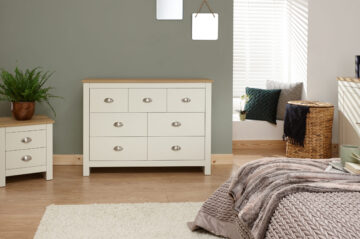 Fife Cream Merchants Chest | Cream | Clearance