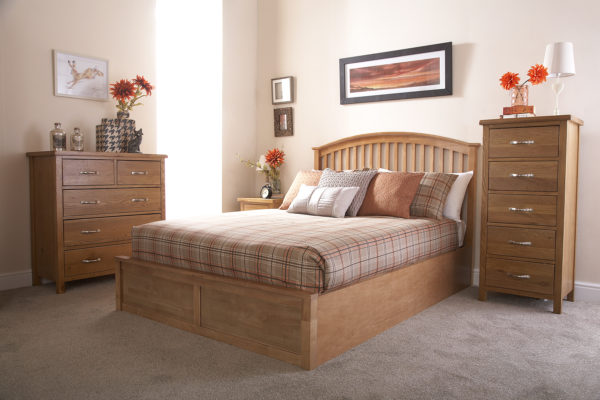 Reus Wooden King Size Ottoman Bed | Oak