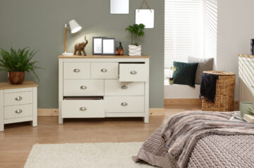 Fife Cream Merchants Chest | Cream | Clearance