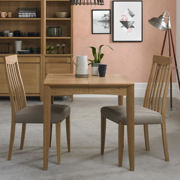 Landlas Oak Extending Dining Table | 80 - 115cm | 2 - 4 People