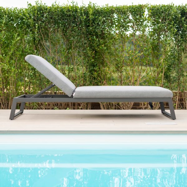 Maze Allure Sun Lounger | Flanelle