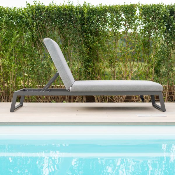 Maze Allure Sun Lounger | Flanelle
