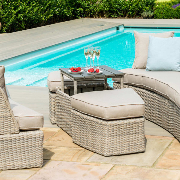 Maze Cotswold Daybed | Rattan