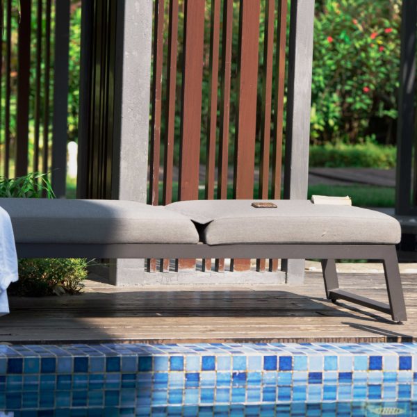 Maze Allure Sun Lounger | Flanelle