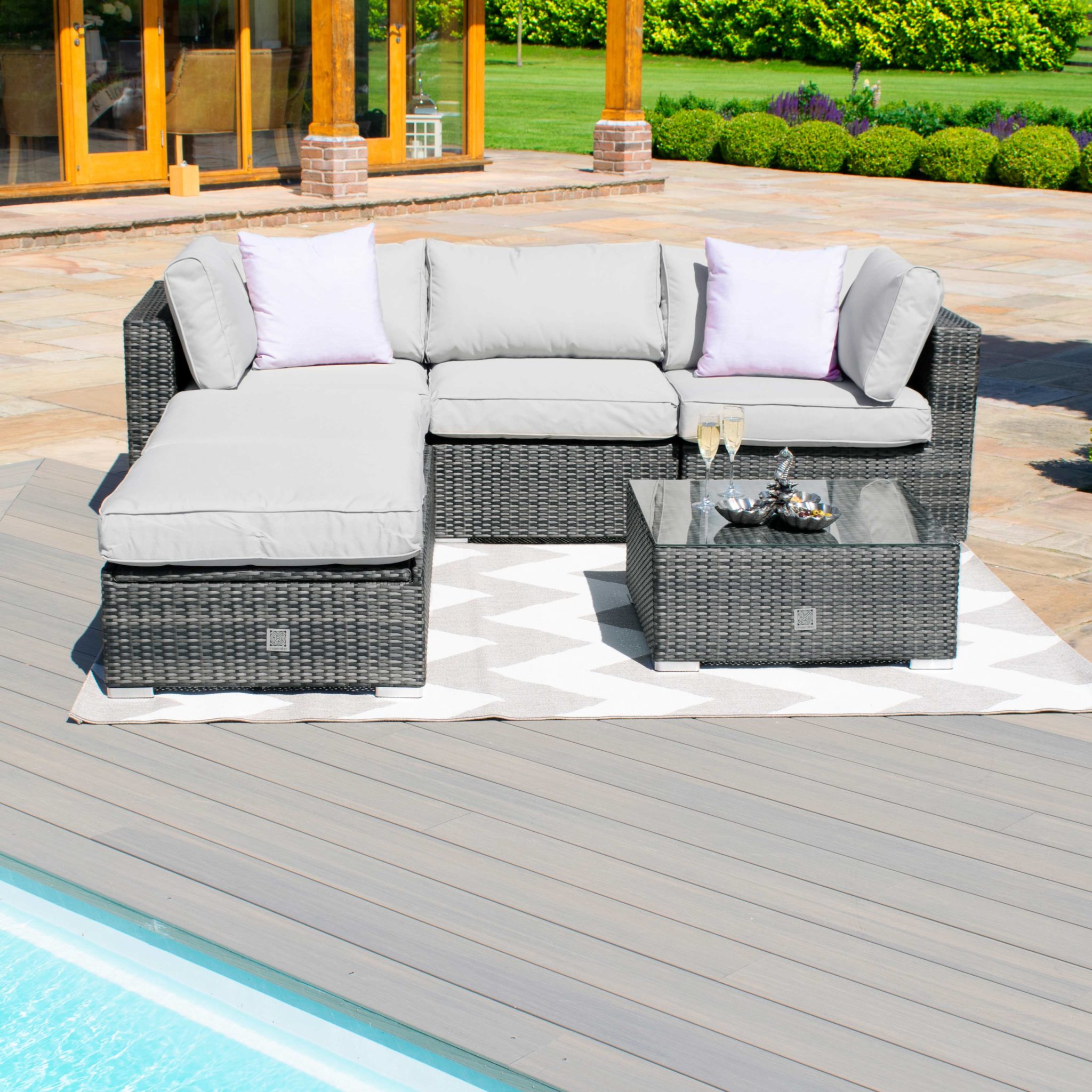 Rattan Sofas UK Lowest Price Guaranteed Free Delivery & Return