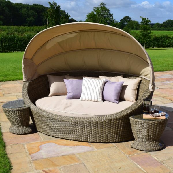 Maze Winchester Daybed | Natural Rattan
