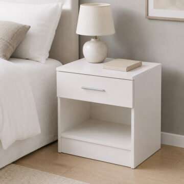 Shevington White 1 Drawer Nightstand