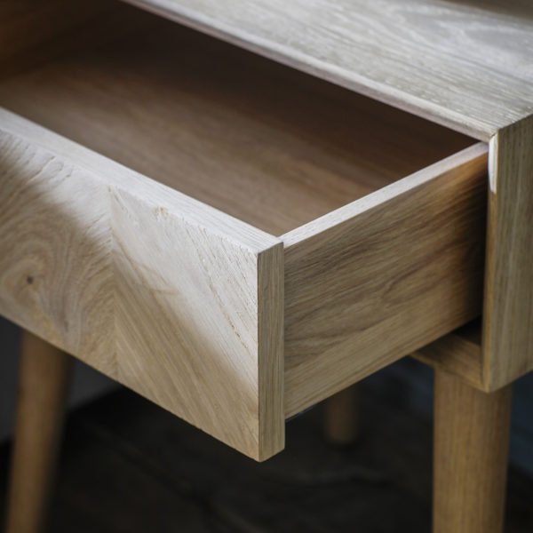 Nuxvar 1 Drawer Side Table | Oak