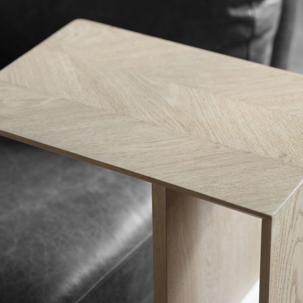 Nuxvar Supper Table | Oak