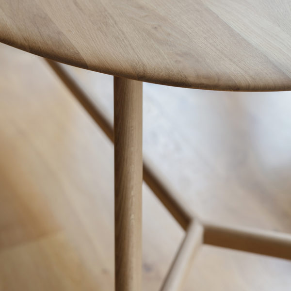 Zeffari Oval Dining Table | Oak