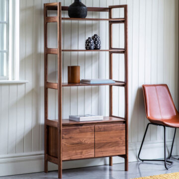 Zeffari Open Display | Walnut