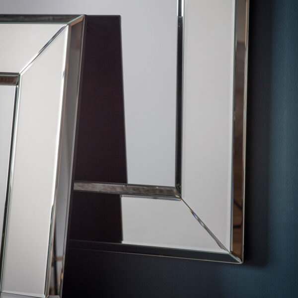 Reflections Leaner Mirror