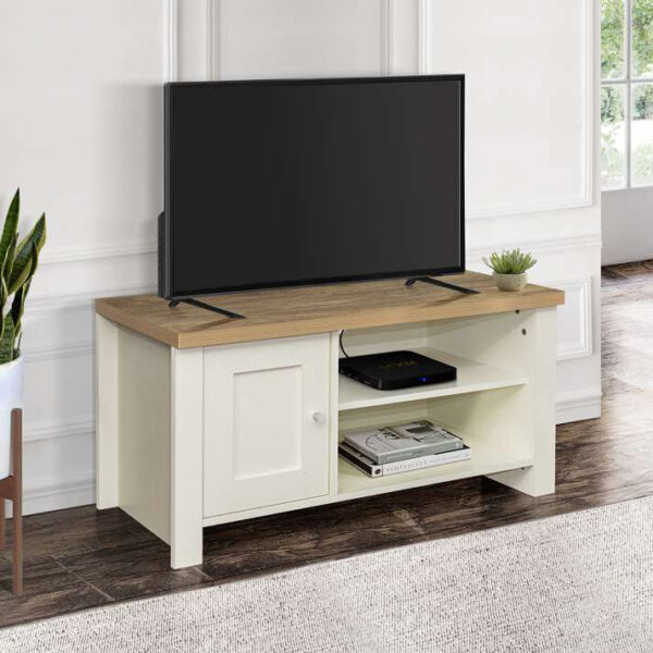 Cullercoats Small TV Unit | Cream & Oak