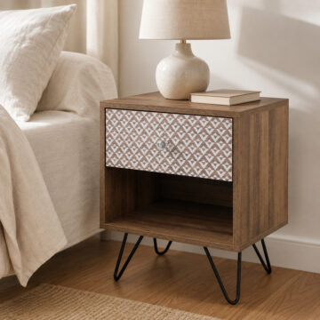 Highbury 1 Drawer Lamp Table | Bedside Table | Oak Finish