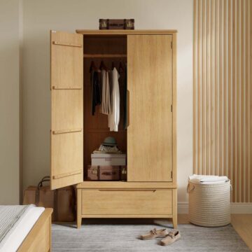 Aruba Oak Double Wardrobe With Drawer