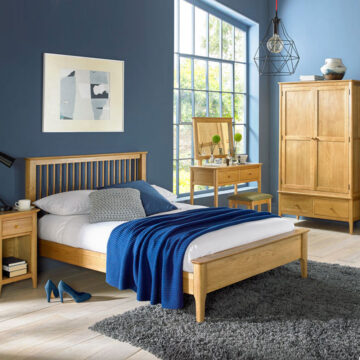Sardinia Oak Kingsize Bed