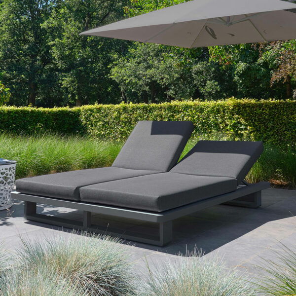 Fitz Roy Double Sunlounger | Carbon