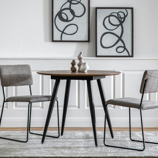 Rayners Round Dining Table | Oak