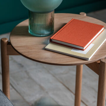 Goldhawk Side Table | Oak Finish