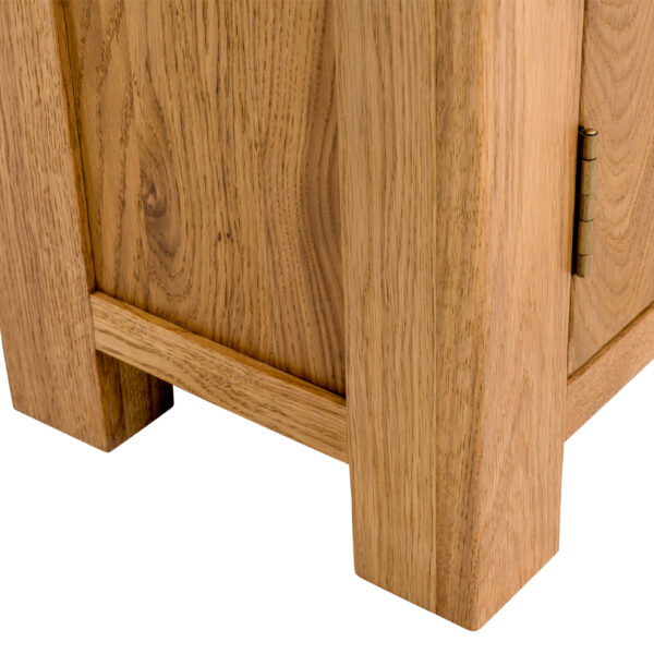 Nottingham Oak Corner TV Unit With Doors