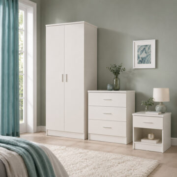 Shevington White 3 Piece Bedroom Set