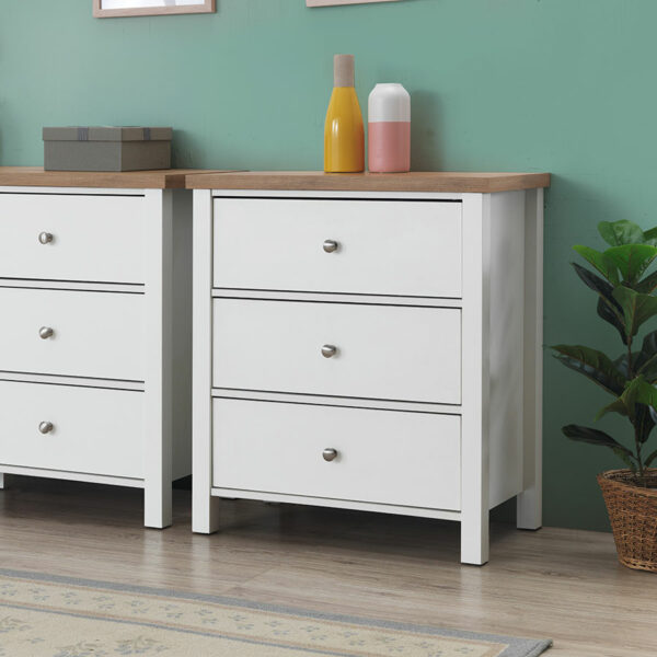 Glastonbury 3 Piece Bedroom Set with 3 Drawer Chest | White | Self Assembly