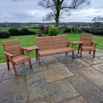 Timber Valley 5 Seat Set 1X3B 2XC Angled Tray | Assembled