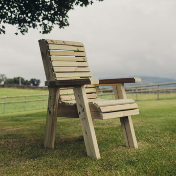 Timber Ergo Single Chair | Assembled