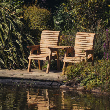 Timber Valley Love Seat Square
