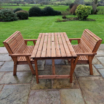 Timber Valley 4 Seat Set 2X2B 1795 Table