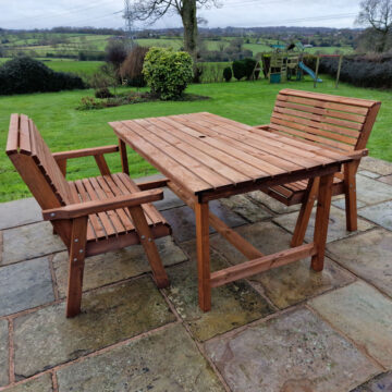 Timber Valley 4 Seat Set 2X2B 1795 Table