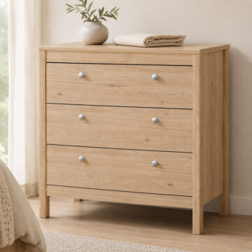 Ronda Chest 3 Drawers in Jackson Hickory Oak