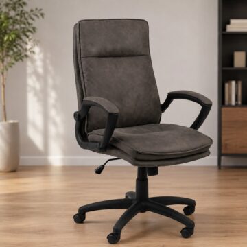 Brad Swiverl Desk chair with Armrest in Black